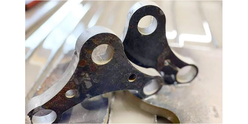 Technologie au jet d’eau pour couper les métaux